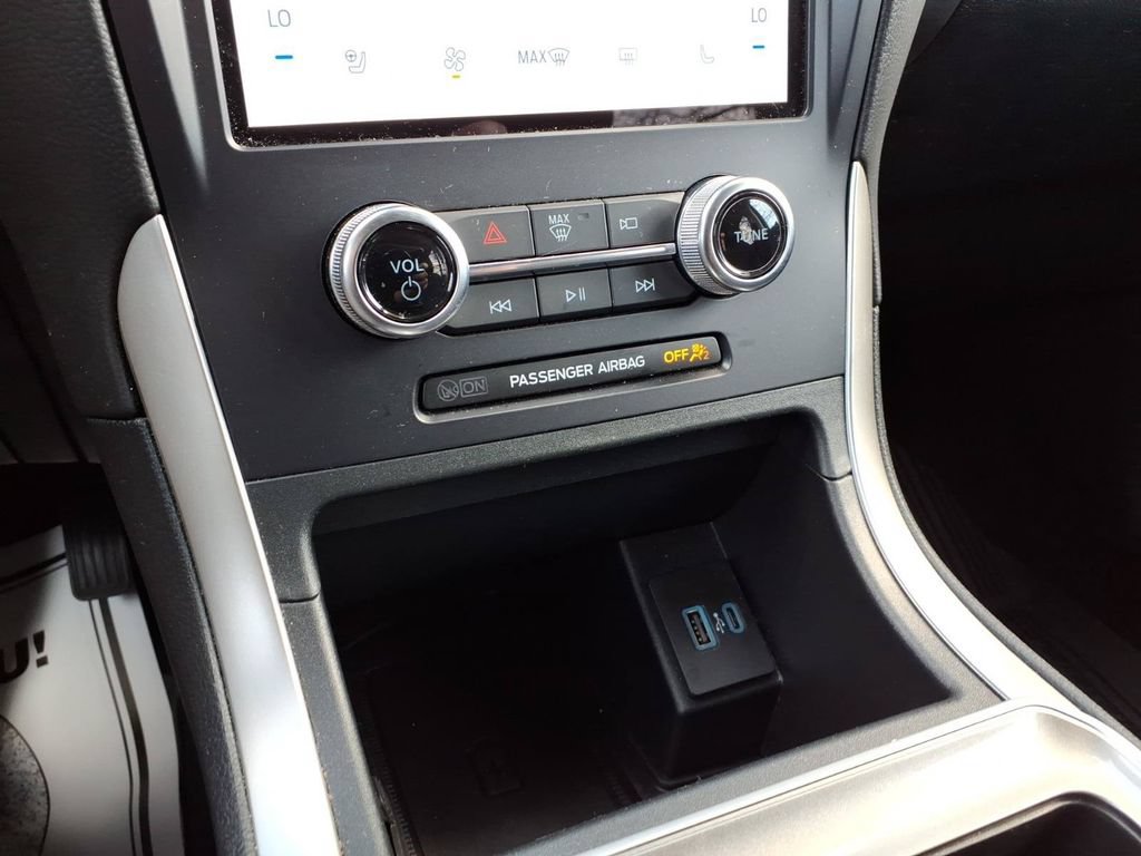 Certified 2024 Ford Edge SEL w/ Convenience Package AWD/4WD image 20