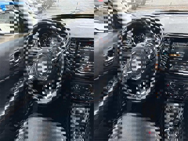 Used 2018 Jeep Compass Limited w/ Navigation Group image 14