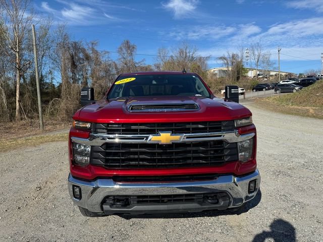 Used 2024 Chevrolet Silverado 3500 LT w/ All Star Edition AWD/4WD image 2