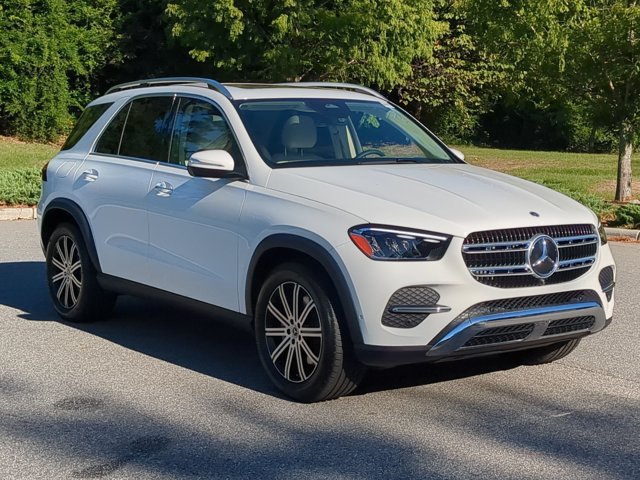 Used 2026 Mercedes-Benz GLE 450e 4MATIC image 2