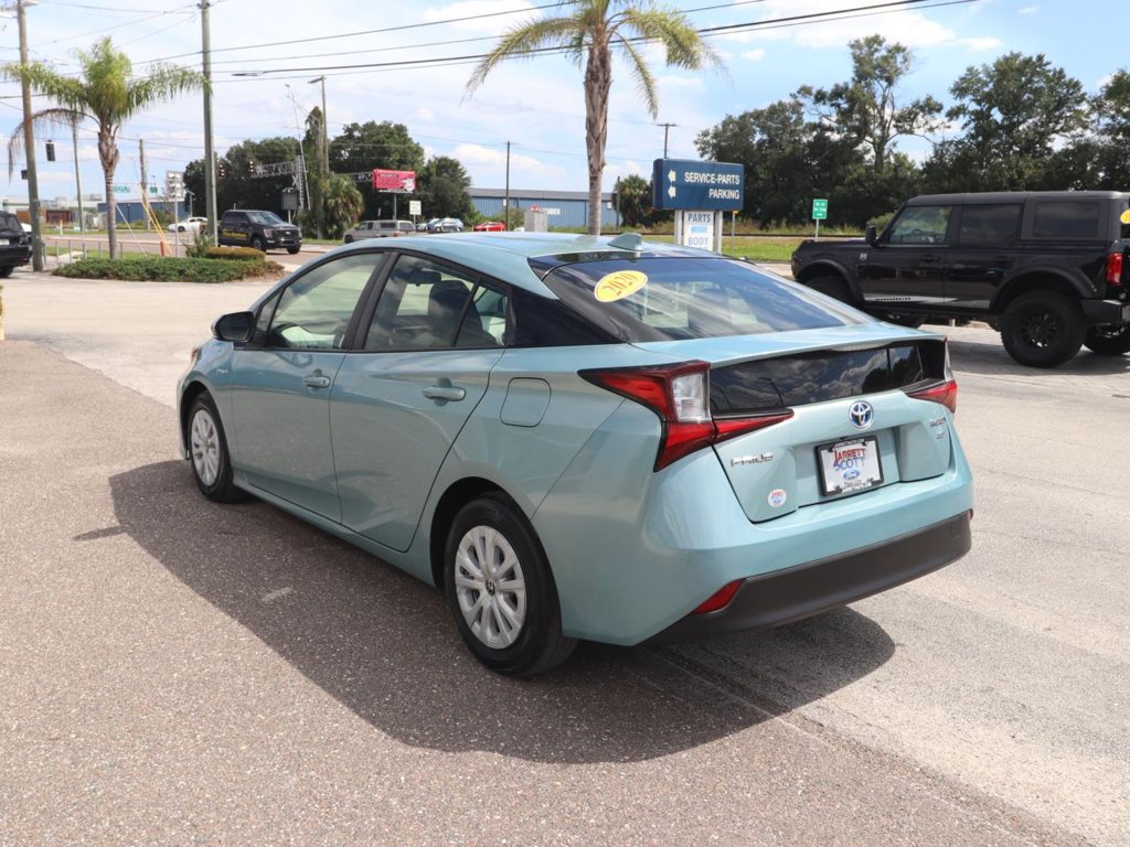 Used 2020 Toyota Prius L Eco FWD image 10