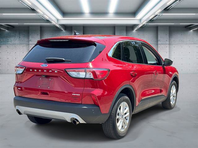 Certified 2022 Ford Escape SE w/ Cold Weather Package AWD/4WD image 4