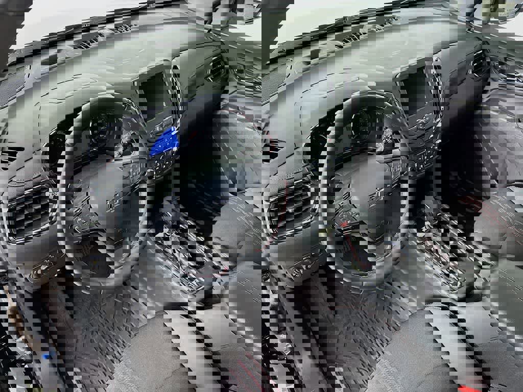 Used 2024 Chevrolet Equinox RS image 9