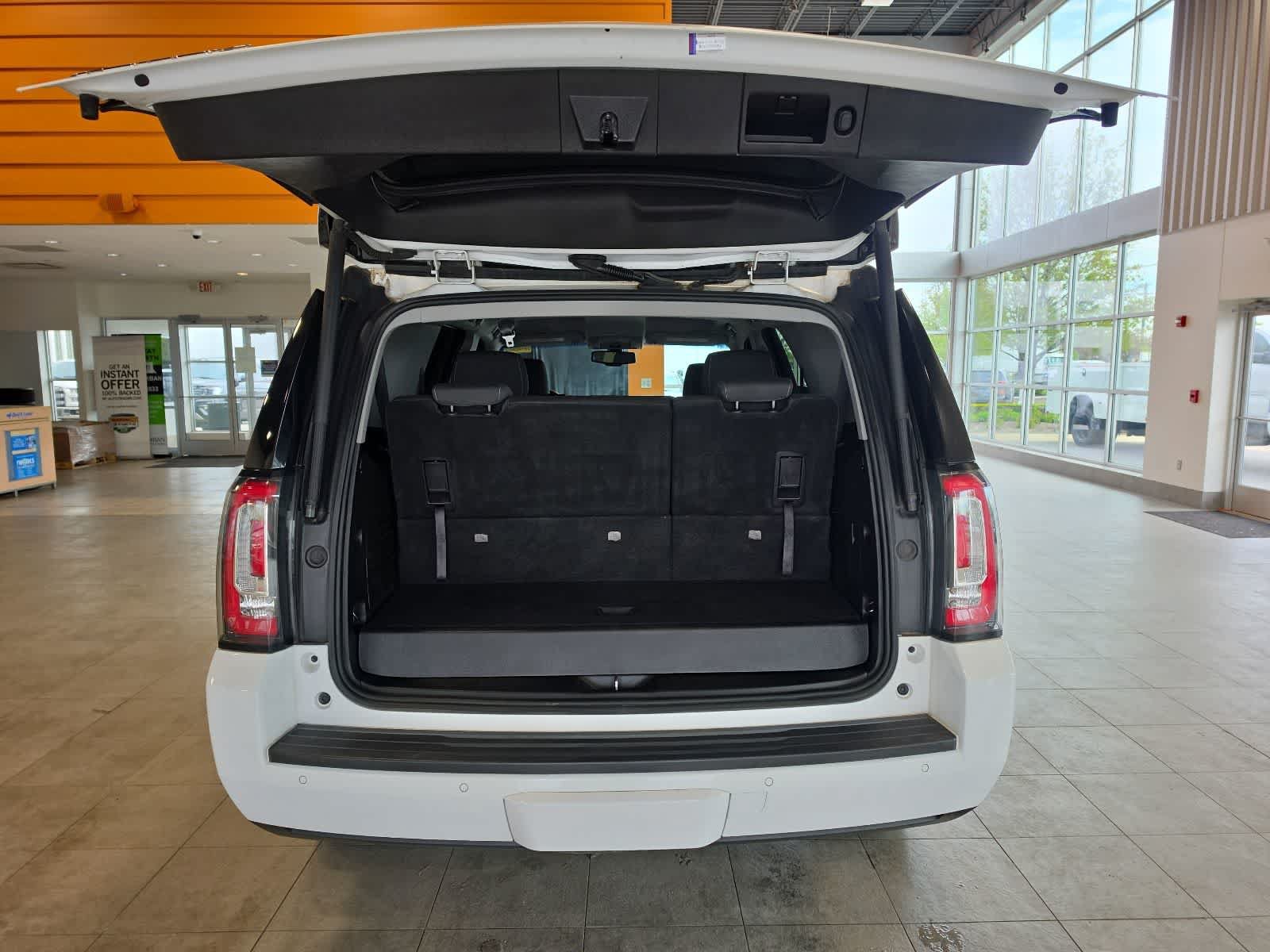 Used 2019 GMC Yukon SLE w/ Convenience Package AWD/4WD image 29