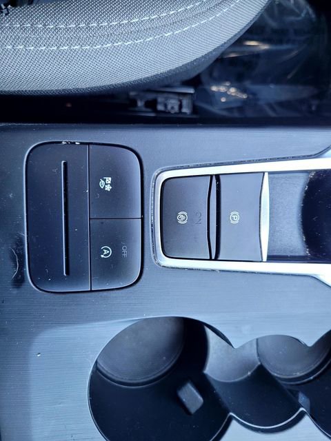 Certified 2020 Ford Escape S FWD image 19
