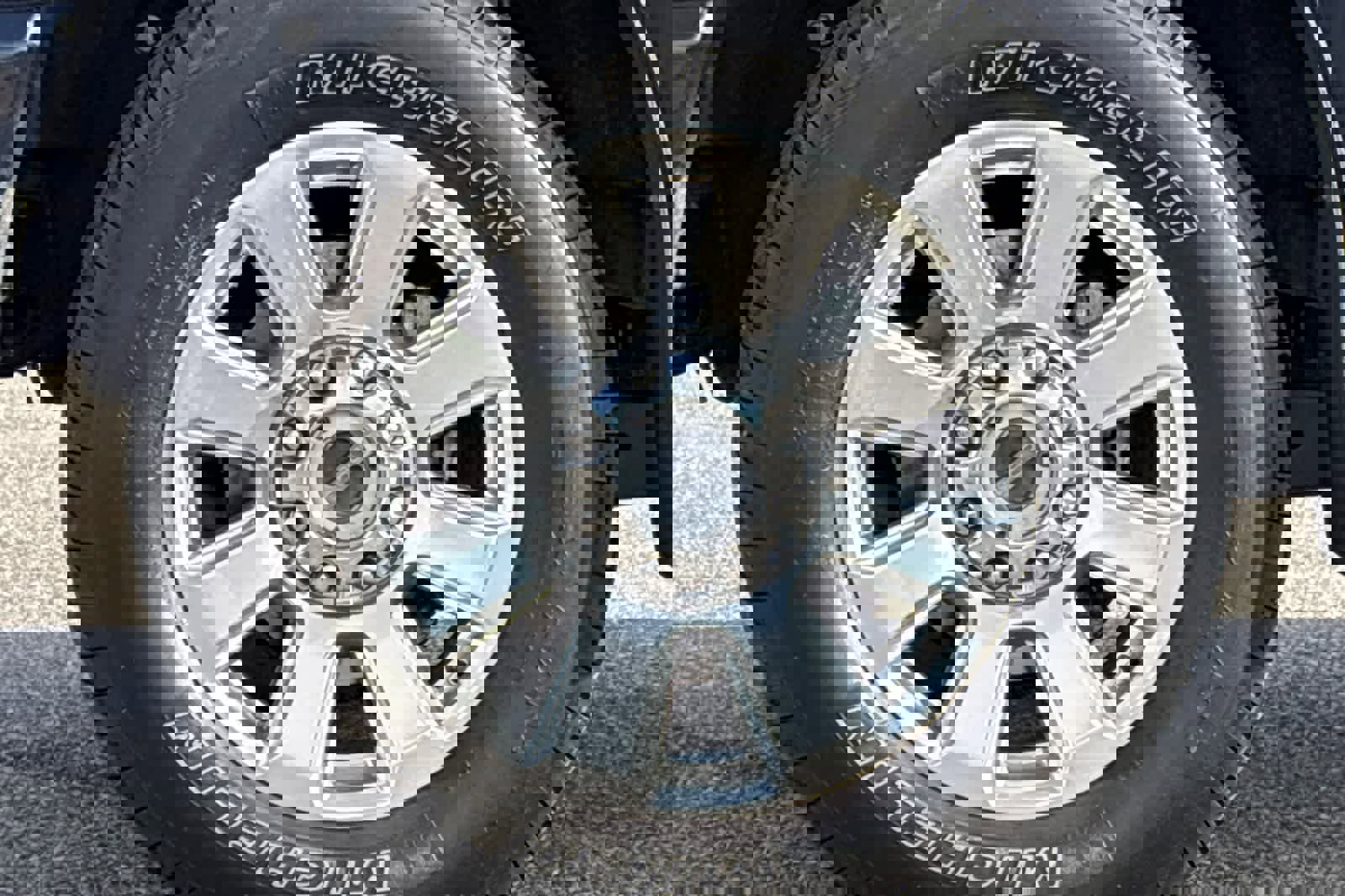 Certified 2021 Ford F350 Platinum image 26