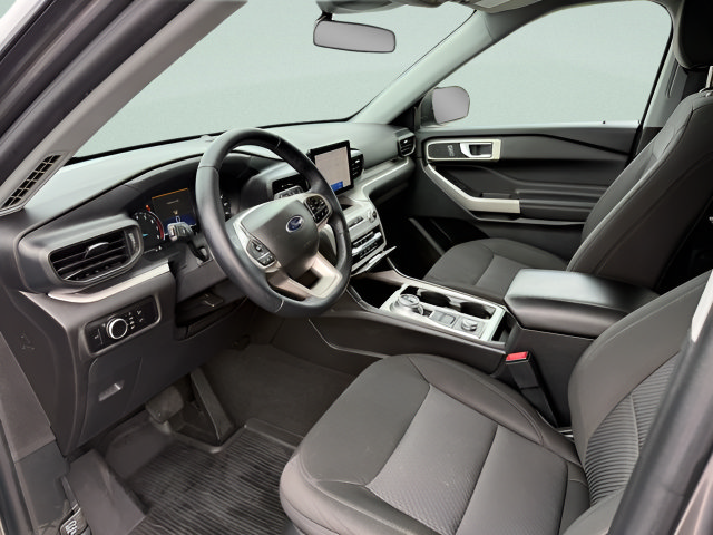 Certified 2023 Ford Explorer XLT AWD/4WD image 4