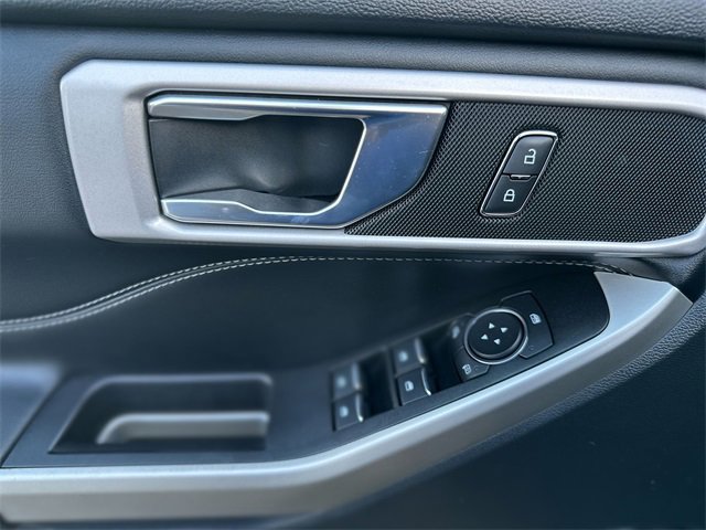 Certified 2021 Ford Explorer XLT w/ Equipment Group 202A image 14