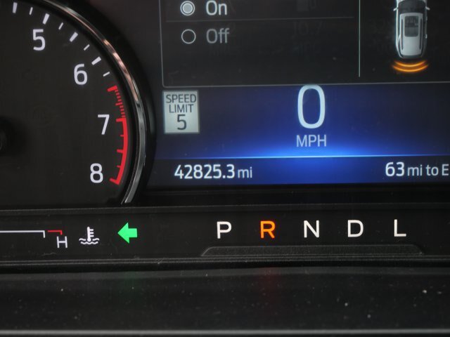 Certified 2022 Ford Explorer XLT w/ Equipment Group 202A AWD/4WD image 33