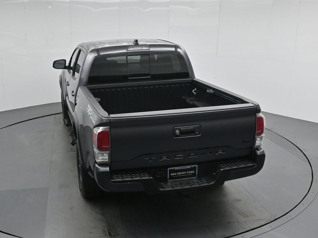 Used 2020 Toyota Tacoma TRD Off-Road w/ Technology Package image 39