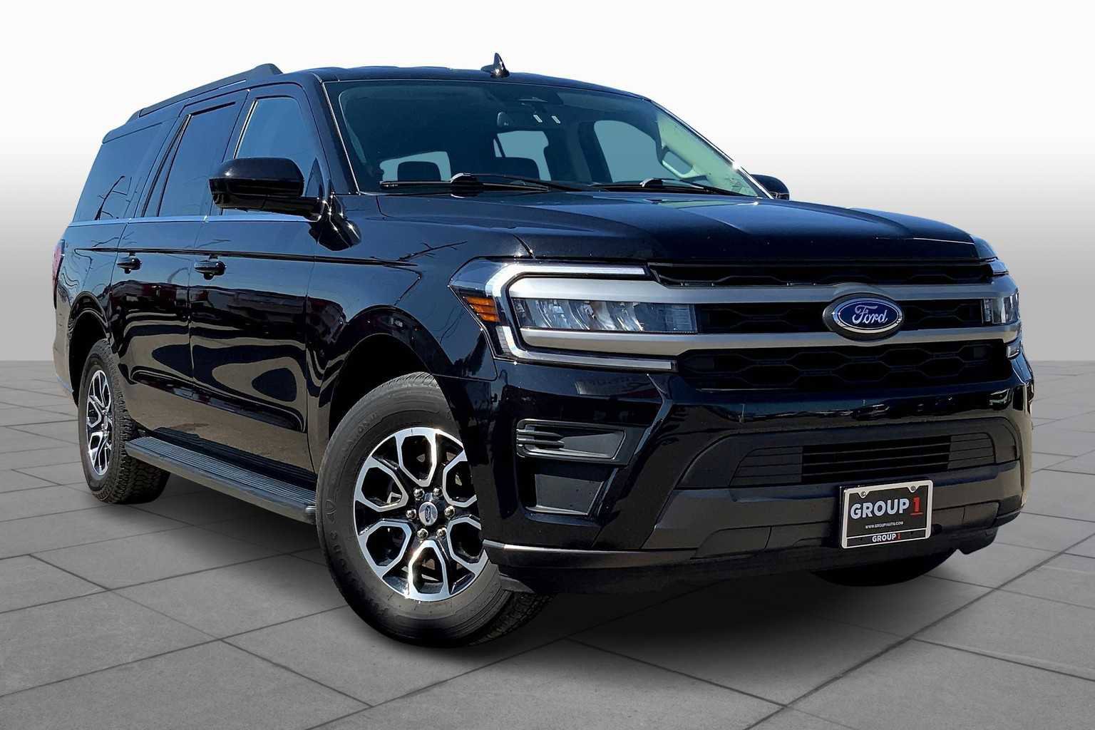 Certified 2024 Ford Expedition Max XLT image 5