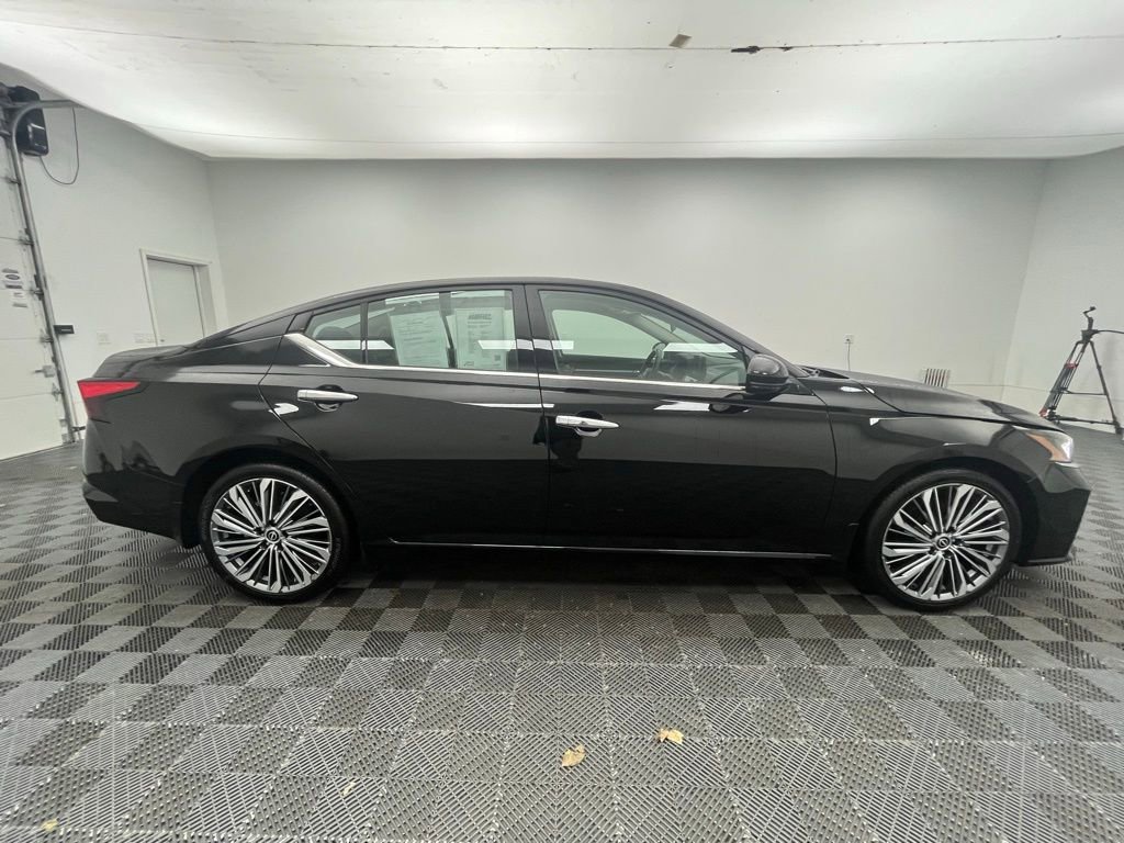 Used 2024 Nissan Altima 2.5 SL image 8