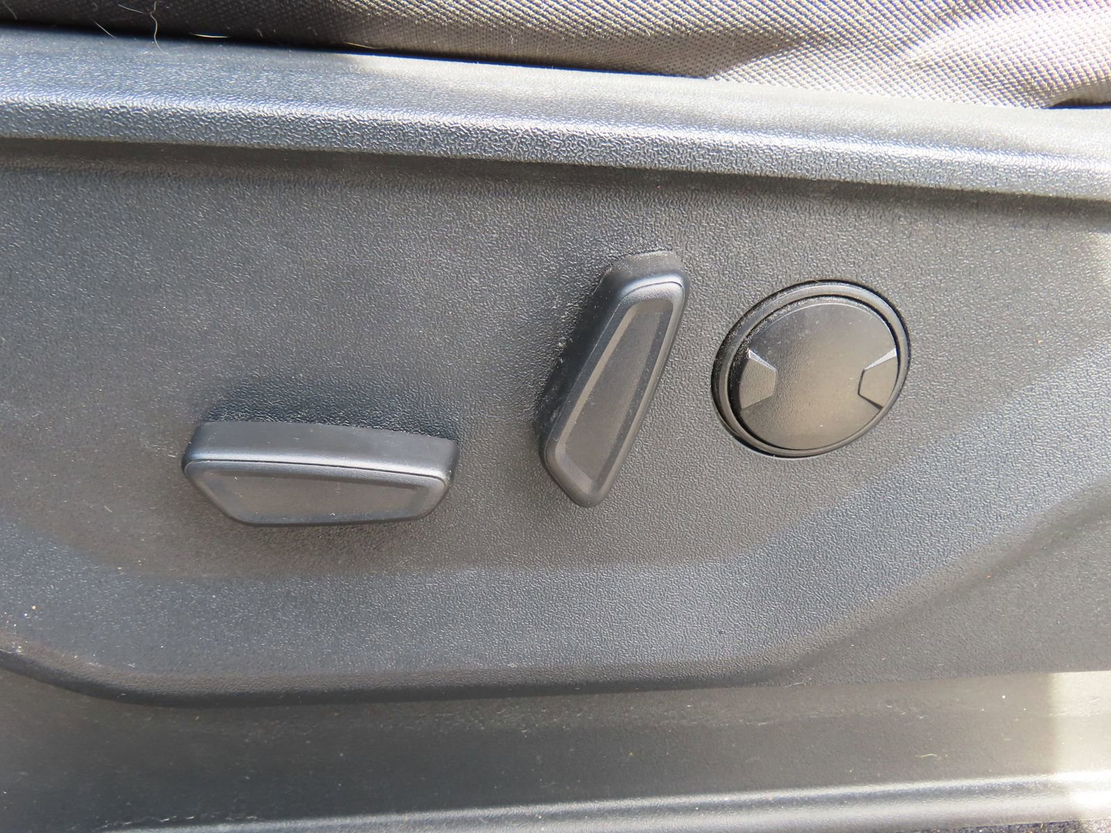 Certified 2023 Ford F150 XLT w/ Equipment Group 302A High image 30