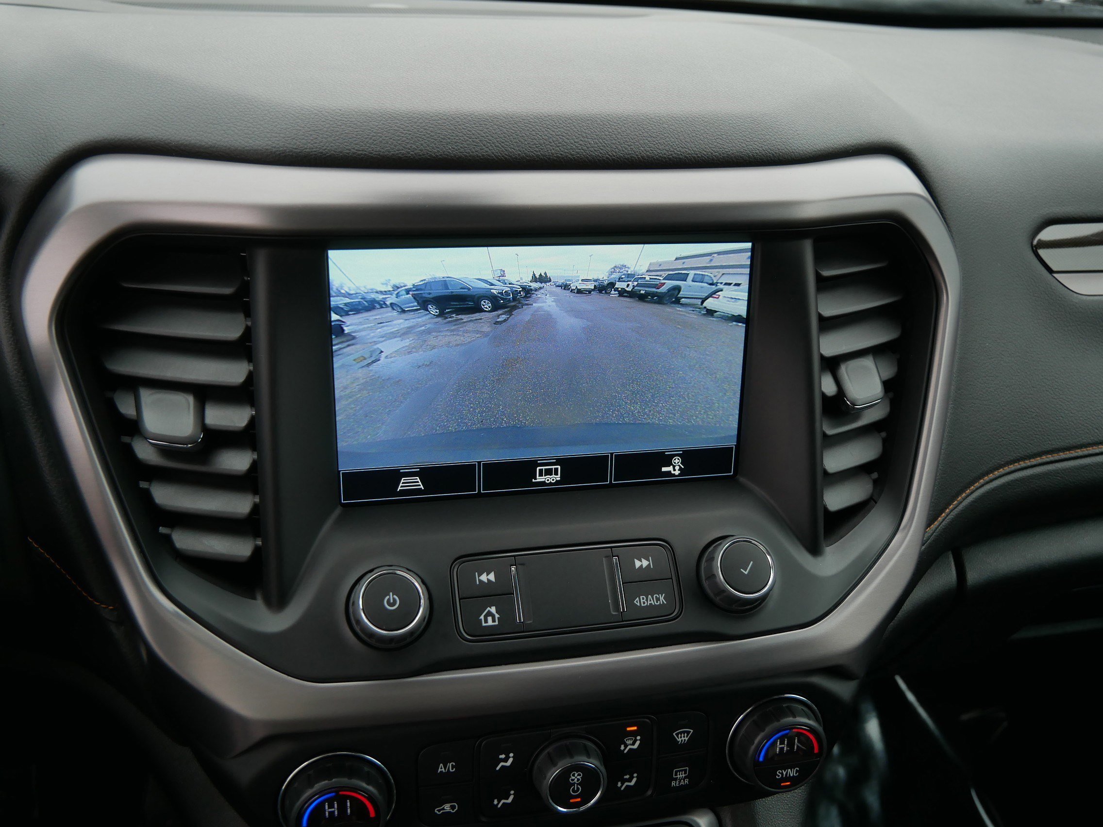 Used 2022 GMC Acadia AT4 w/ Trailering Package image 31