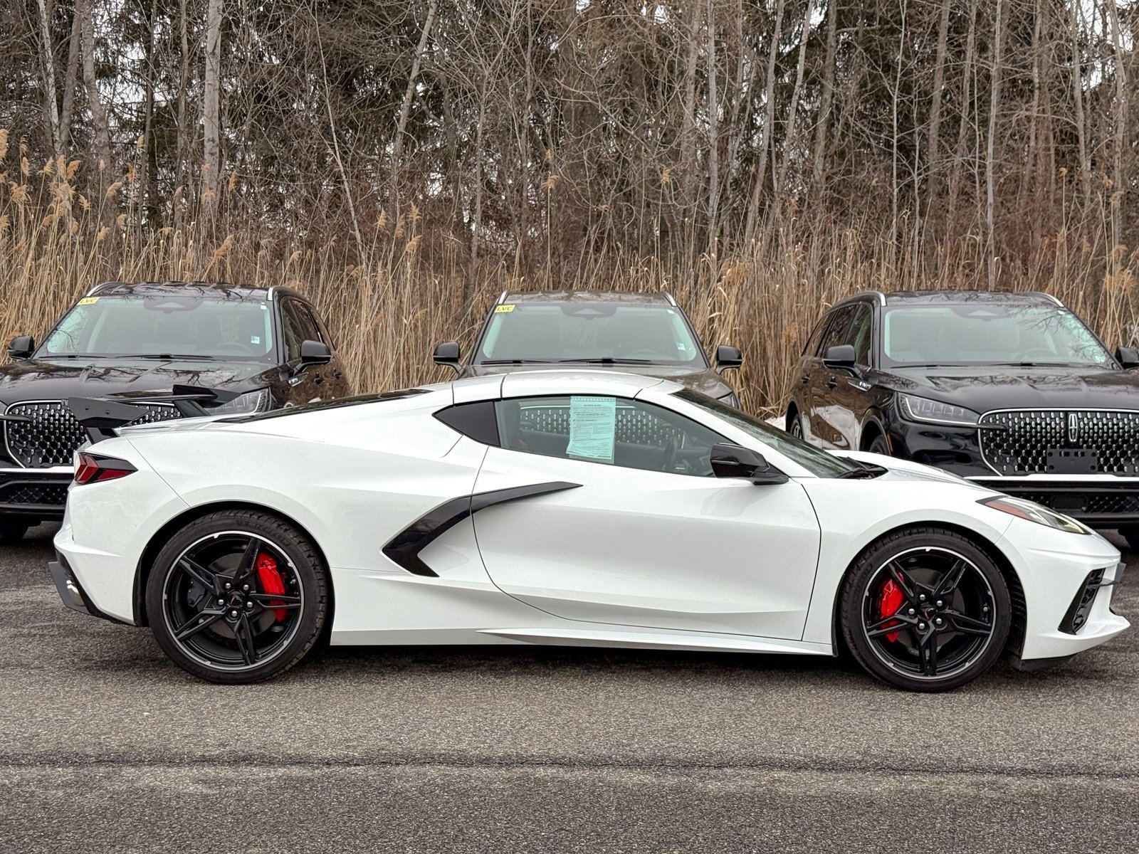 Used 2023 Chevrolet Corvette Stingray Coupe w/ 1LT image 2