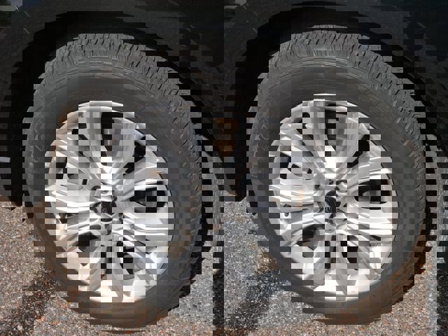 Certified 2024 Ford Edge Titanium image 8