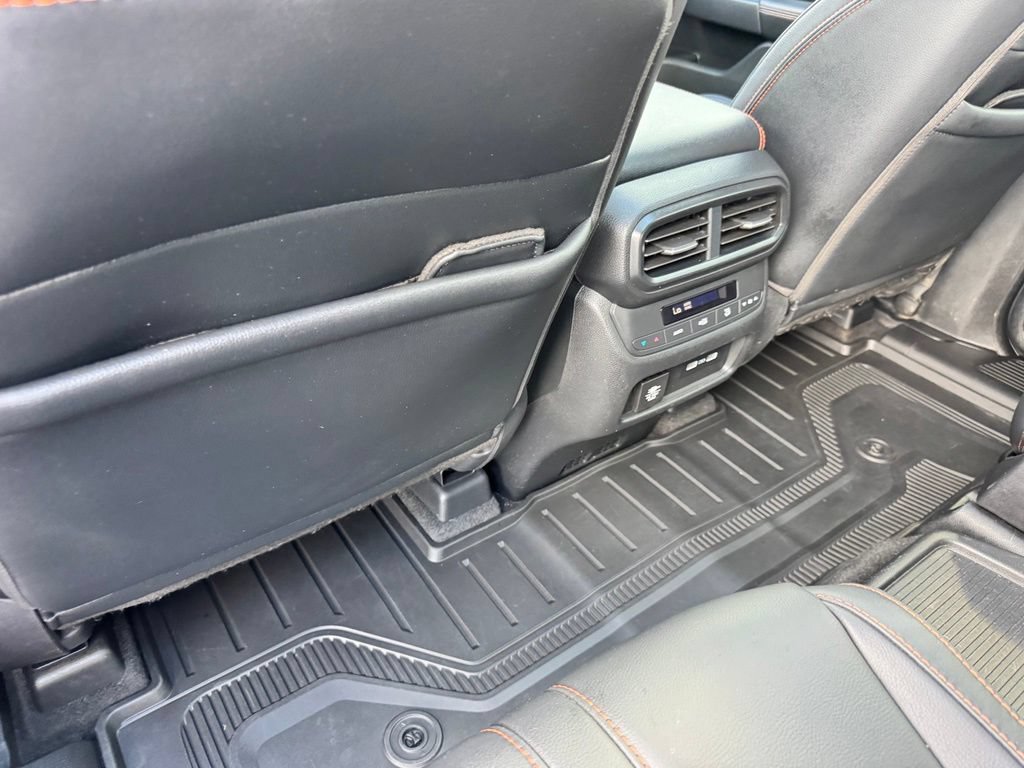 Used 2023 Honda Pilot TrailSport image 22