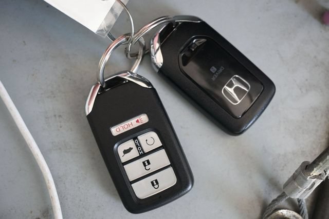 Used 2025 Honda Passport TrailSport image 18