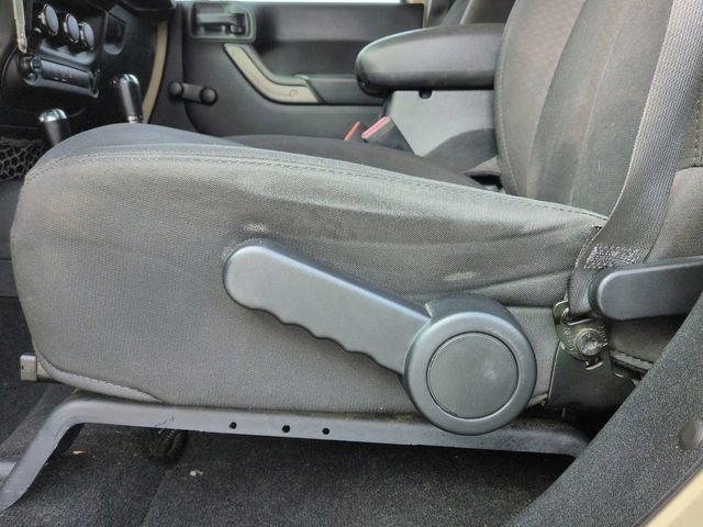 Used 2017 Jeep Wrangler Unlimited Sport w/ Connectivity Group image 20