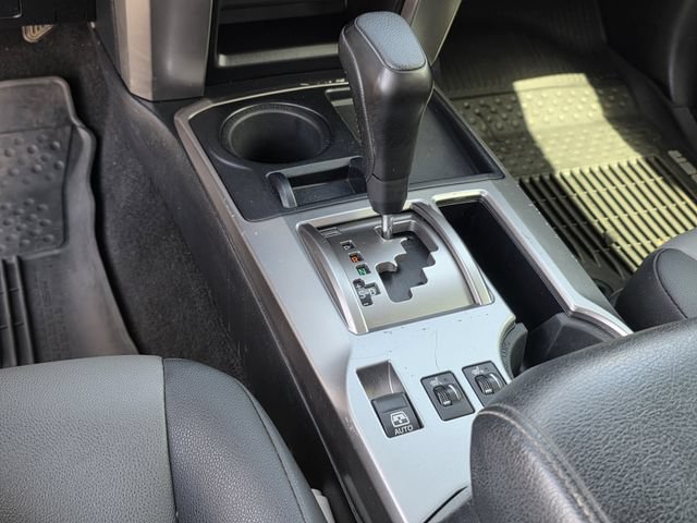 Used 2020 Toyota 4Runner SR5 Premium w/ Moonroof Package RWD image 24