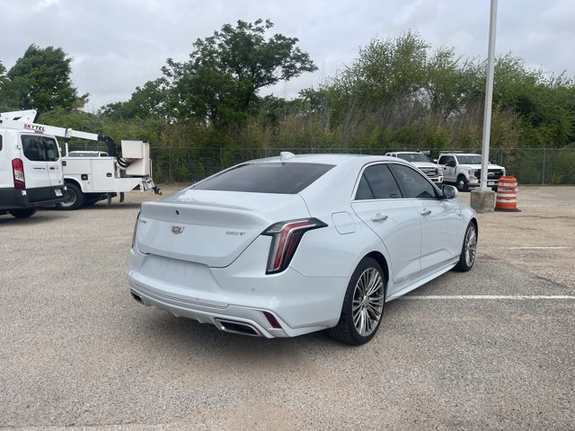 Used 2021 Cadillac CT4 Premium Luxury image 3