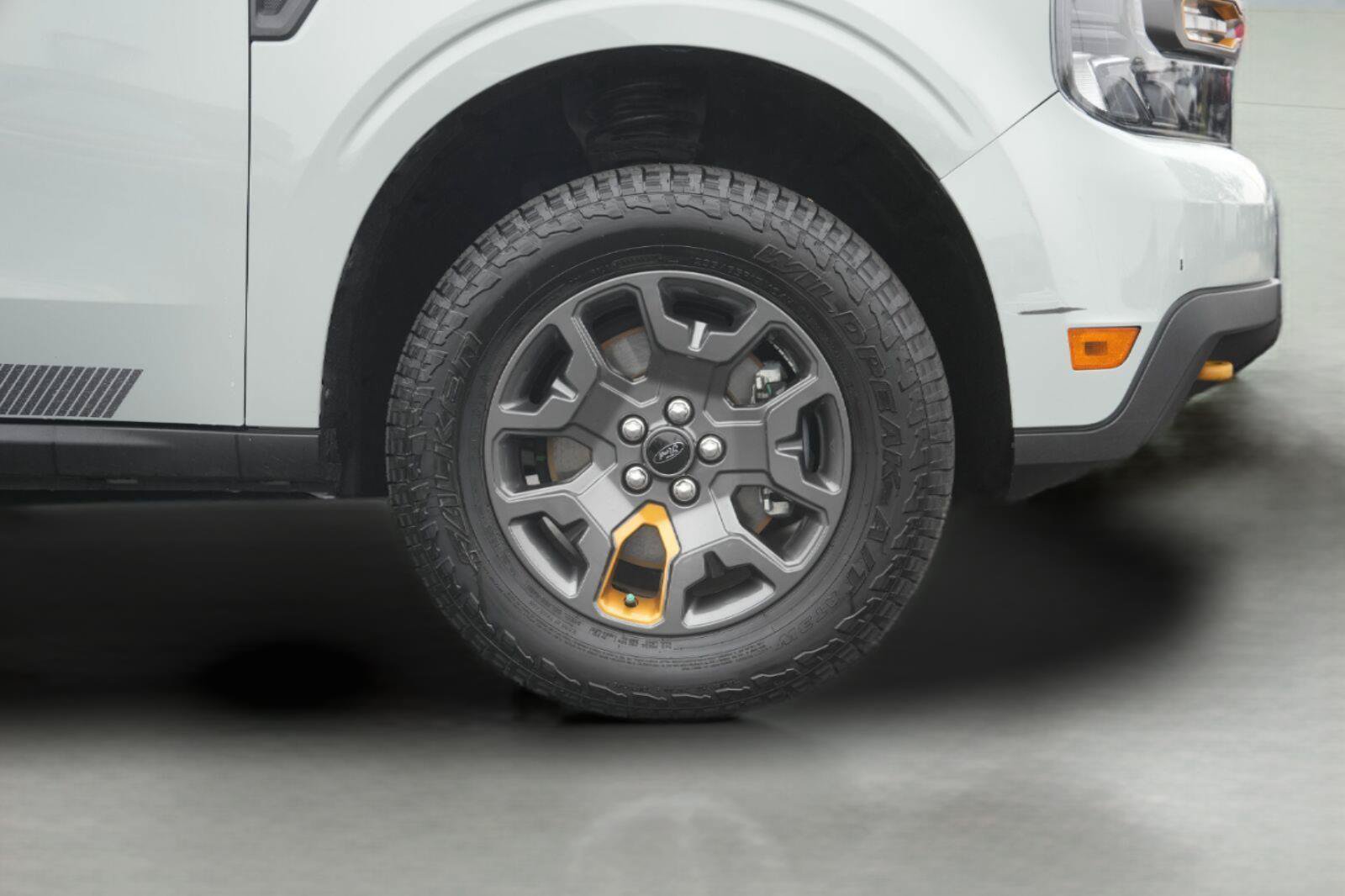Certified 2024 Ford Maverick Tremor w/ Tremor Off-Road Package AWD/4WD image 4