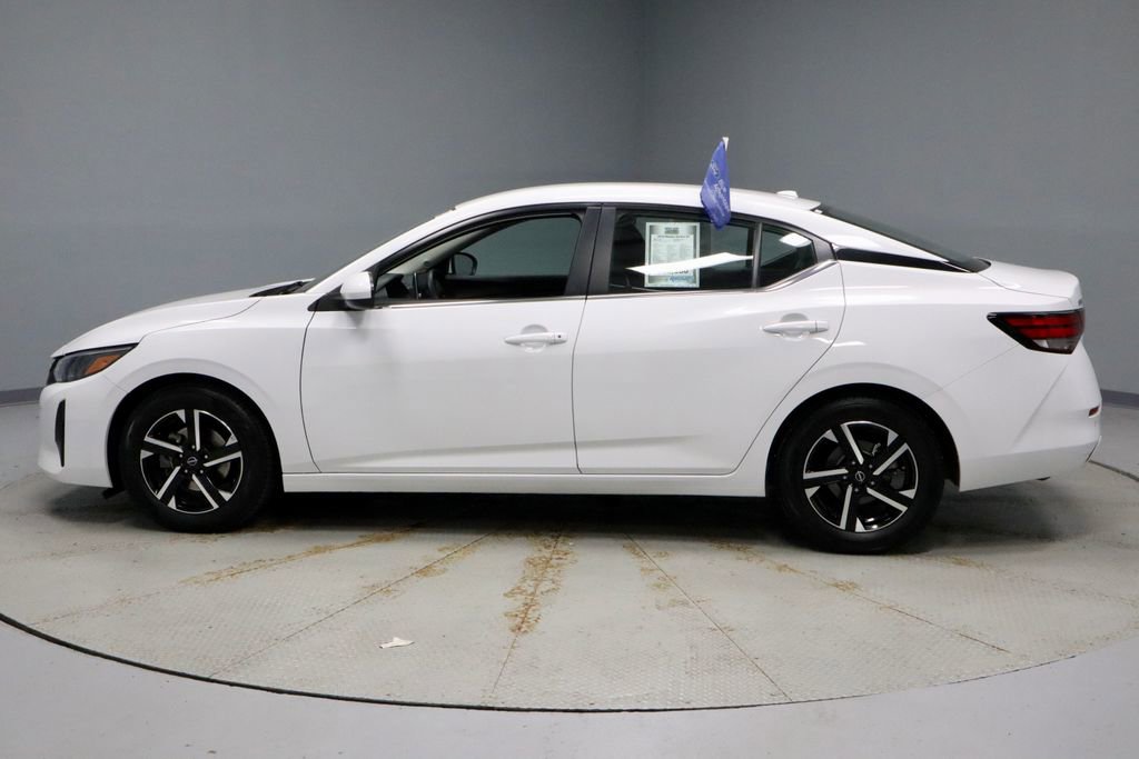 Used 2024 Nissan Sentra SV image 6