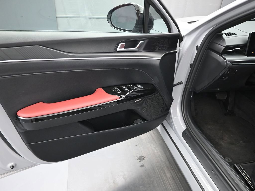 Used 2025 Kia K5 GT-Line w/ GT-Line Premium Package image 40
