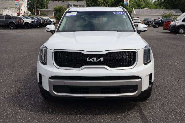Used 2023 Kia Telluride EX w/ EX Captain's Chair Package AWD/4WD image 13