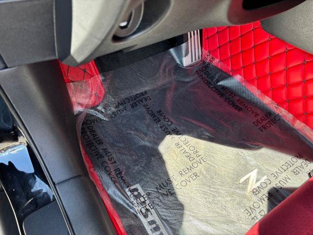 Used 2020 Nissan 370Z NISMO RWD image 24