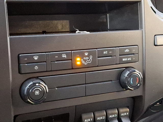 Certified 2022 Ford F750 2WD Regular Cab Super Duty image 17