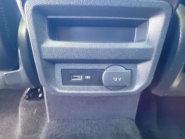 Used 2019 Volkswagen Tiguan SE AWD/4WD image 14