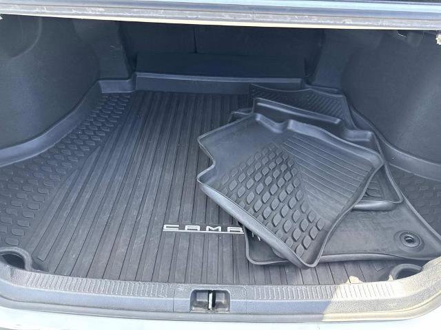 Used 2018 Toyota Camry SE FWD image 10