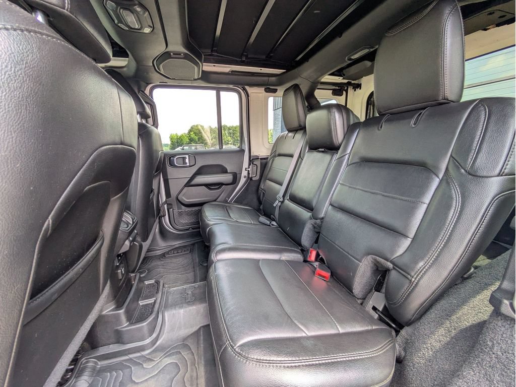 Used 2020 Jeep Wrangler Unlimited Sahara AWD/4WD image 25