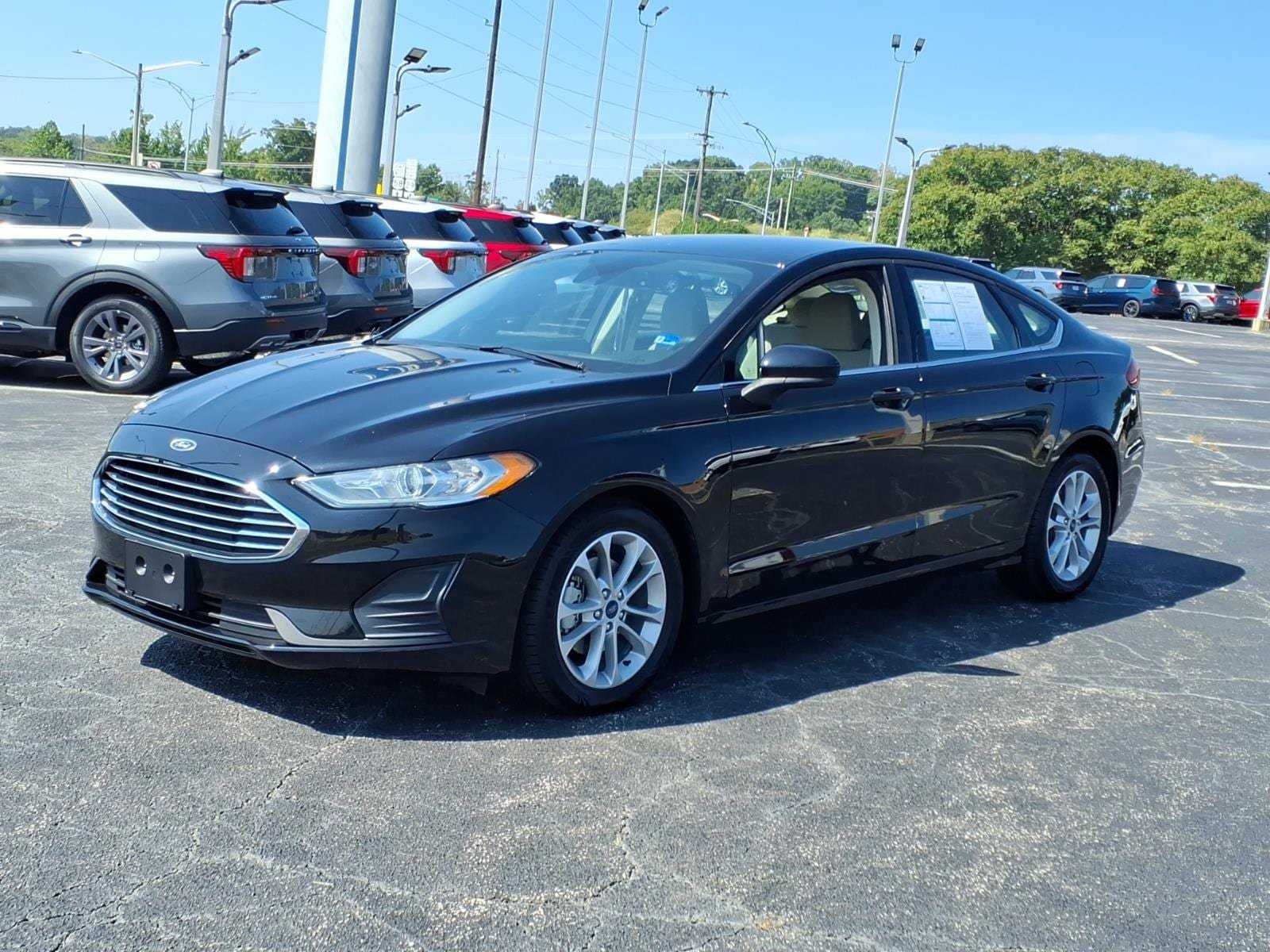 Certified 2020 Ford Fusion SE FWD image 4