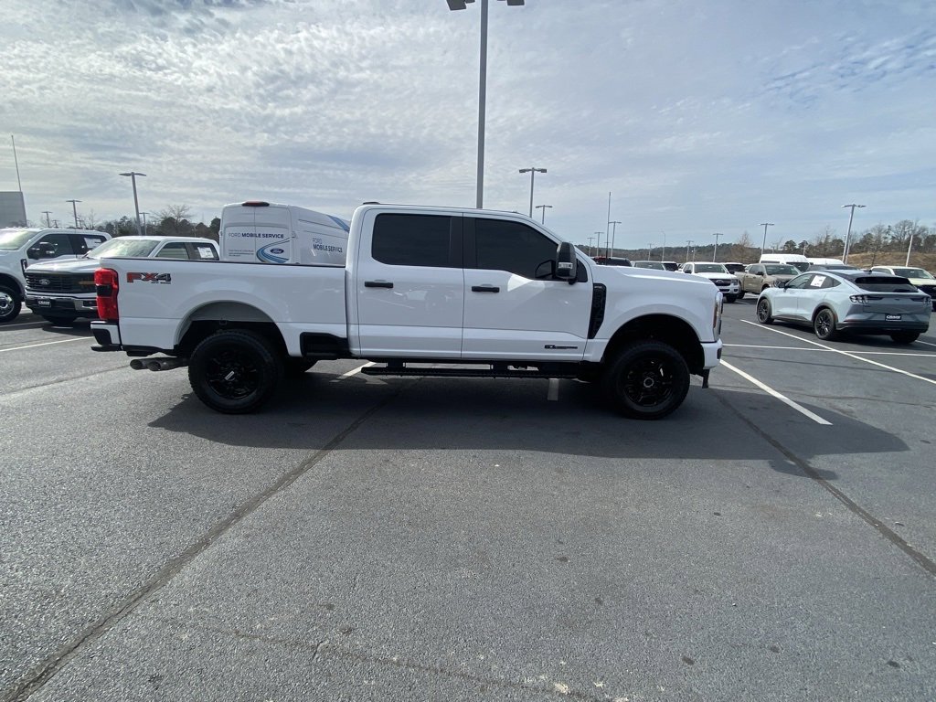 Certified 2025 Ford F250 XL w/ STX Appearance Package image 8