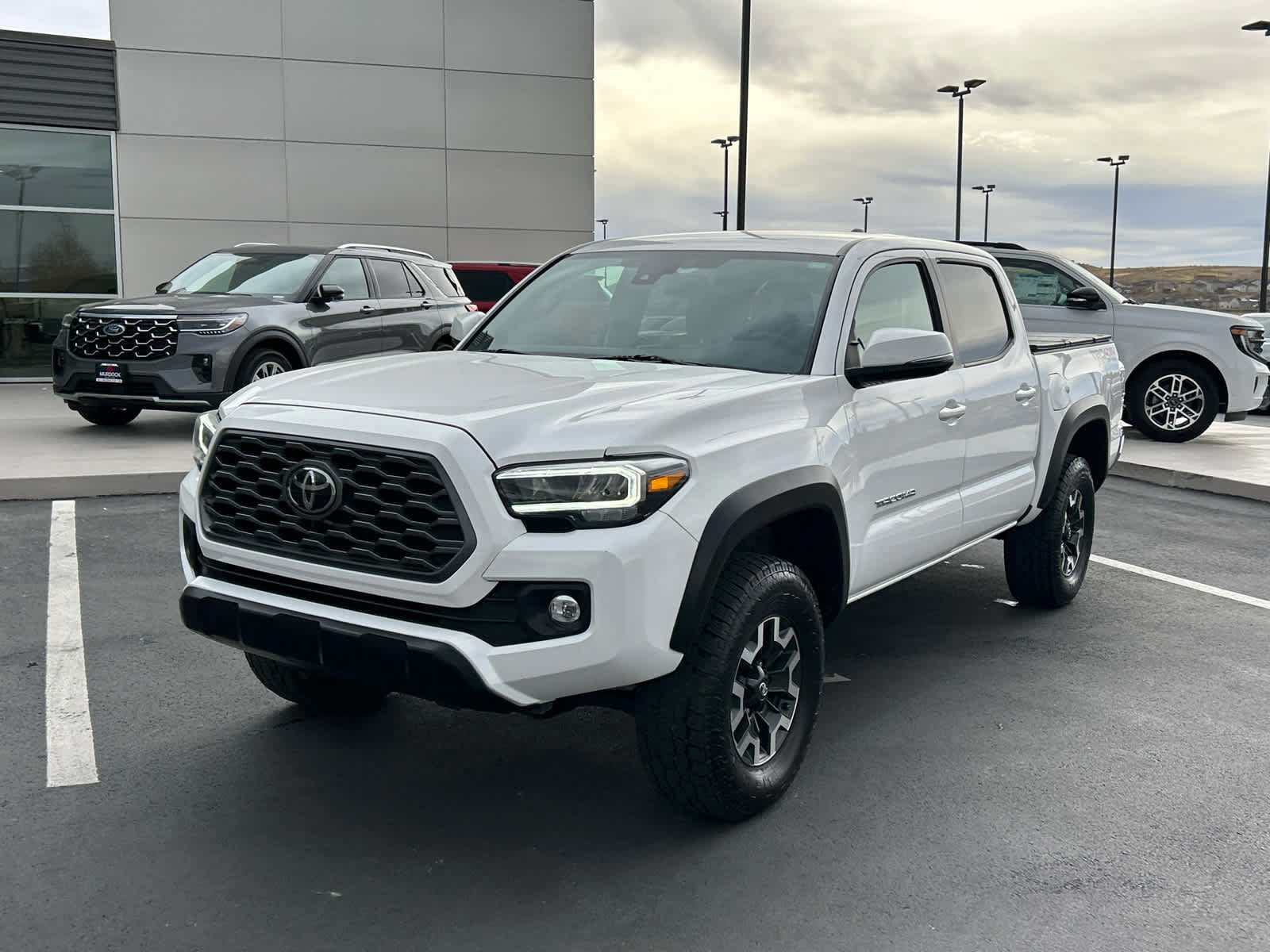 Used 2023 Toyota Tacoma TRD Off-Road image 2