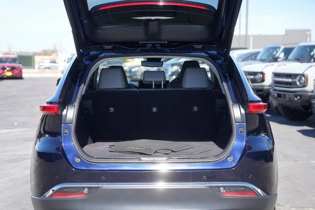 Used 2021 Toyota Venza Limited image 30