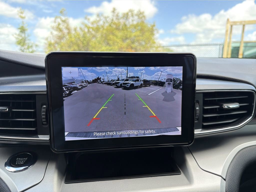 Certified 2022 Ford Explorer XLT w/ Equipment Group 202A image 25