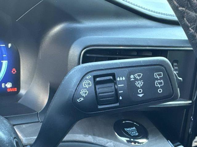 Certified 2022 Ford Explorer Platinum w/ Equipment Group 601A image 27