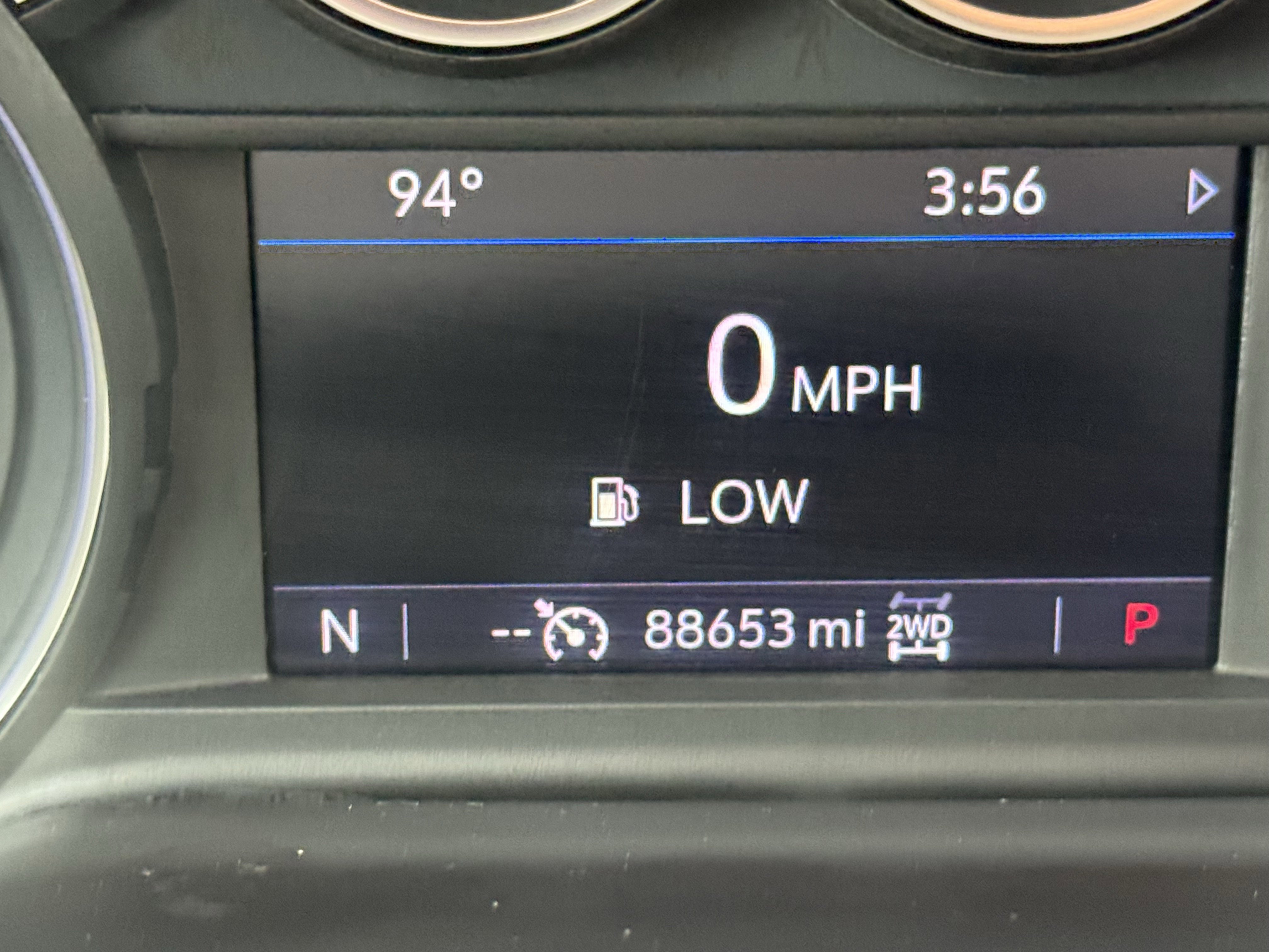 Used 2021 Chevrolet Tahoe Z71 w/ Luxury Package AWD/4WD image 12