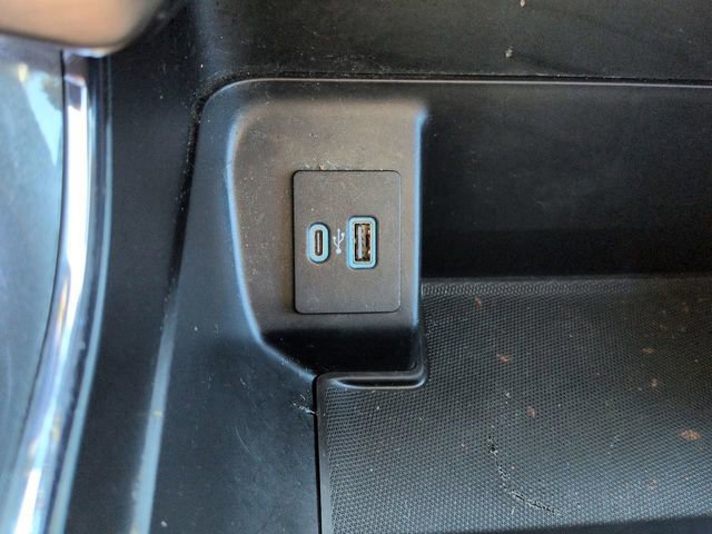 Certified 2022 Ford F150 XLT w/ Equipment Group 302A High image 24