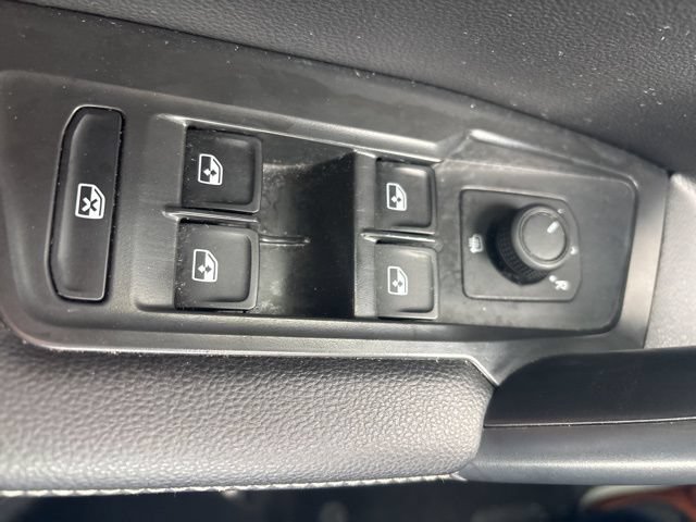 Used 2024 Volkswagen Tiguan S FWD image 15