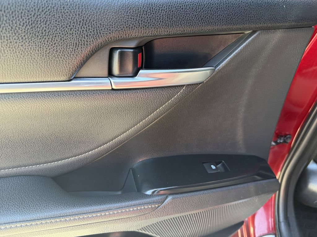 Used 2018 Toyota Camry XSE w/ Driver Assist Package FWD image 21