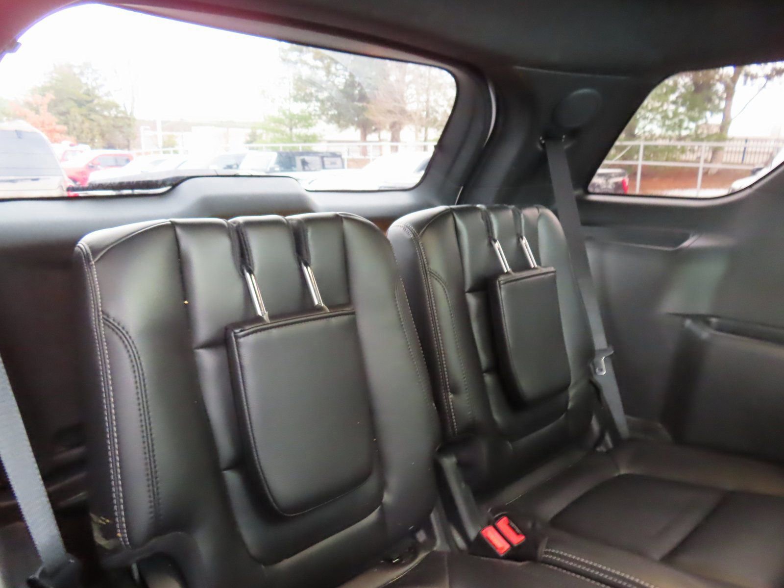 Certified 2018 Ford Explorer Limited w/ Equipment Group 301A image 32