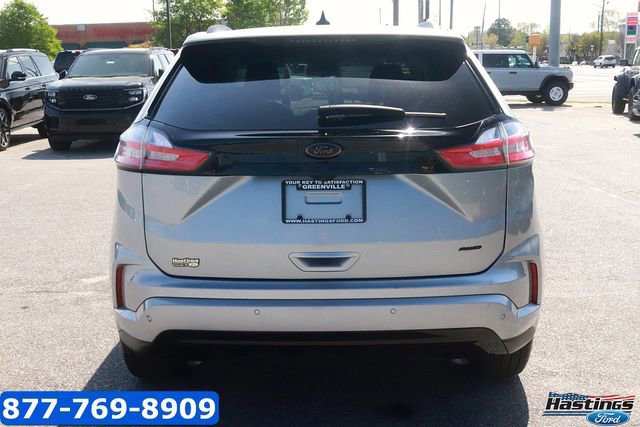 Certified 2024 Ford Edge SE w/ Black Appearance Package image 2