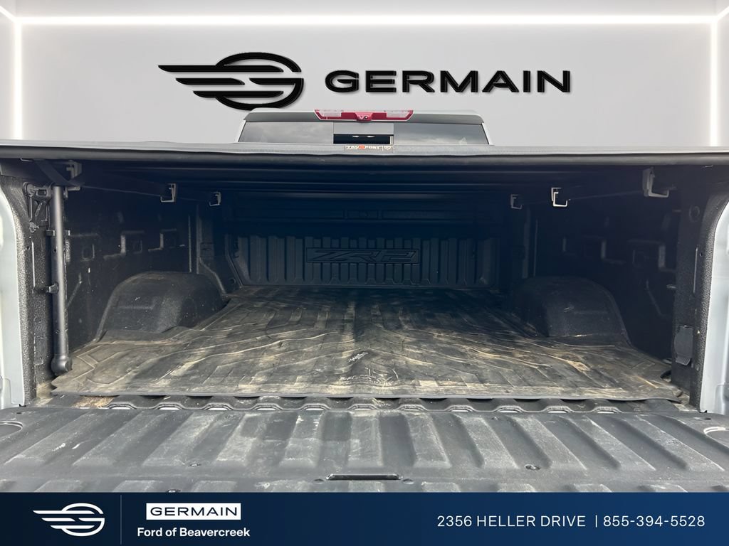 Used 2024 Chevrolet Silverado 2500 ZR2 w/ Technology Package AWD/4WD image 29