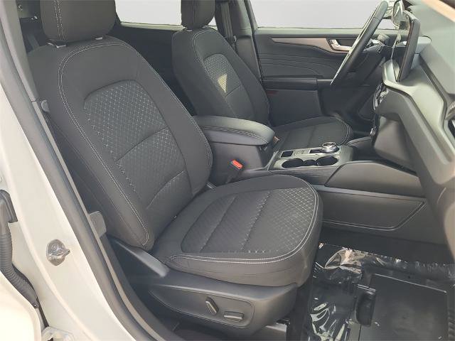 Certified 2024 Ford Escape Active w/ Tech Pack #2 image 6