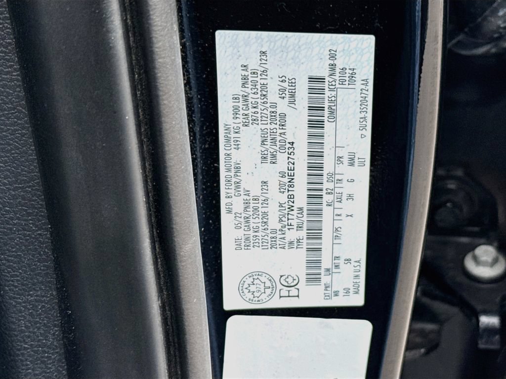 Certified 2022 Ford F250 Lariat w/ Black Appearance Package AWD/4WD image 32