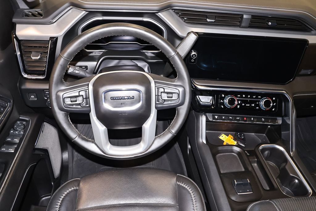 Used 2024 GMC Sierra 2500 Denali w/ Denali Reserve Package image 20